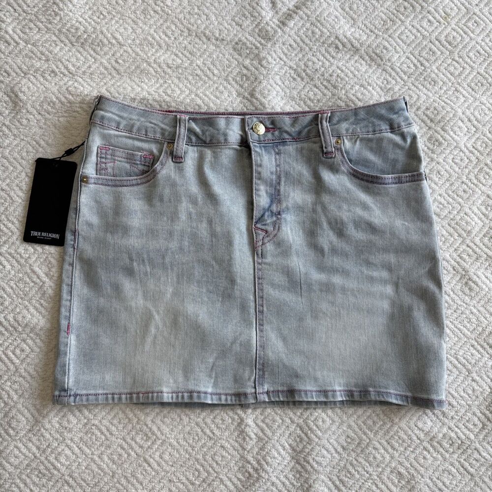 True Religion Denim Mini Skirt  With Pink Stitching Light Endless Wash Size 29